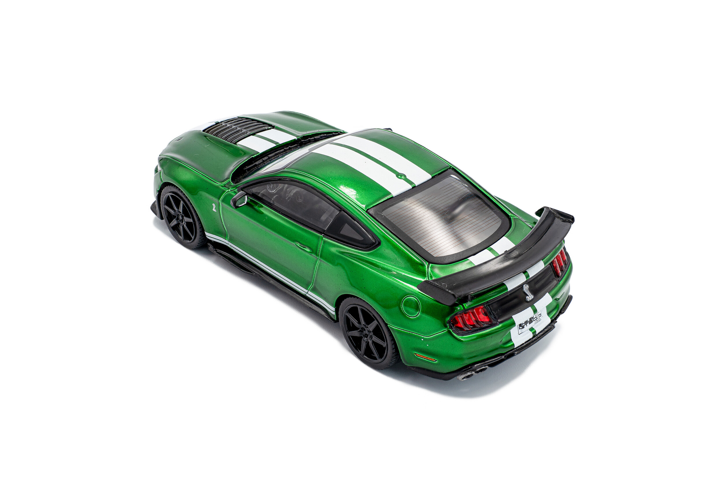FORD MUSTANG SHELBY GT 500 GREEN - 1:43 SCALE DIECAST MODEL - Image 5