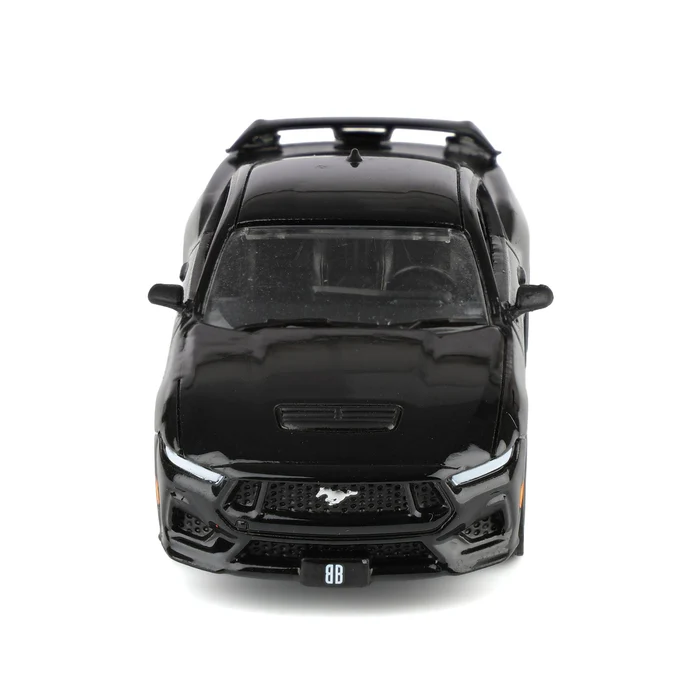 FORD MUSTANG GT COUPE 2024 GREENLIGHT BLACK BANDIT - 1:64 SCALE MODEL - Image 2