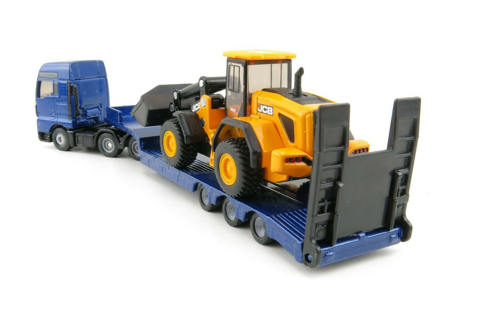 MAN TRUCK WITH LOW LOADER & JCB - 1:87 SCALE MODEL - Image 4