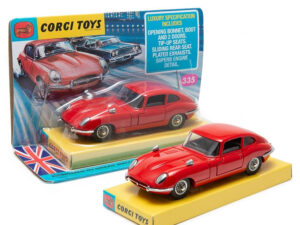 JAGUAR E-TYPE 4.2 LITRE RED - No.335 - CORGI - 1:46 SCALE