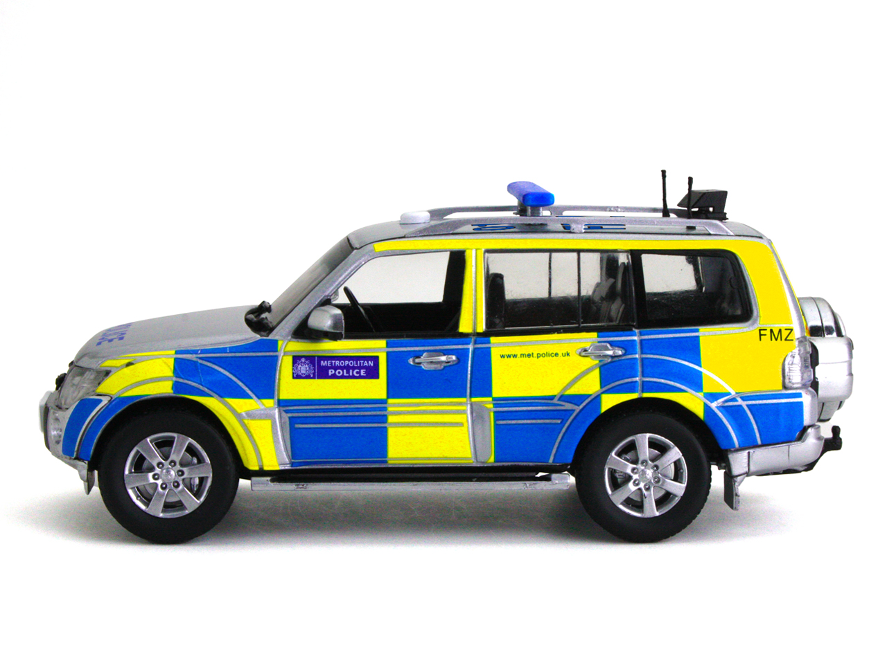 MITSUBISHI SHOGUN METROPILITAN POLICE VEHICLE - VITESSE - 1:43 SCALE - Image 3