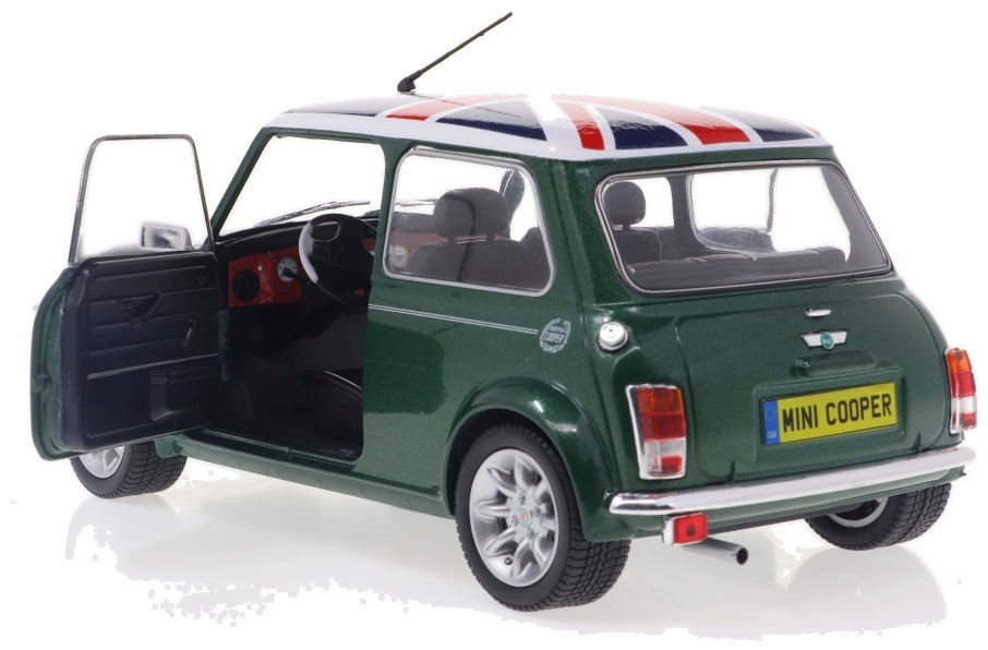 MINI COOPER SPORT PACK - GREEN With UNION JACK - SOLIDO 1:18 SCLAE MODEL