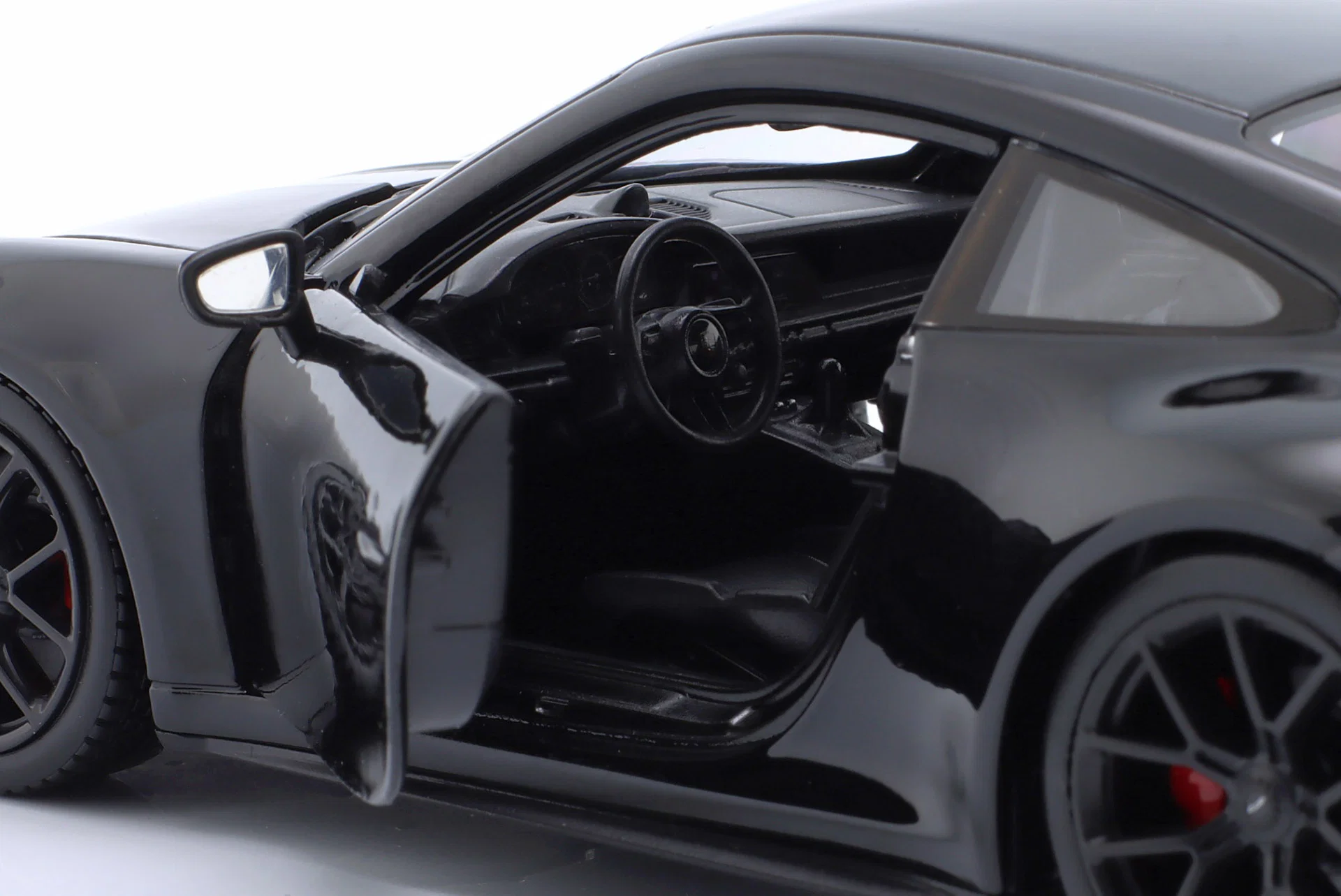 PORSCHE 911 GT3 BLACK - 1:24 SCALE - BbURAGO MODELS - Image 5