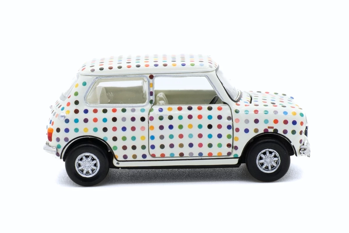 MINI COOPER MK 1 COLOUR DOT - 1:50 scale model - Image 5