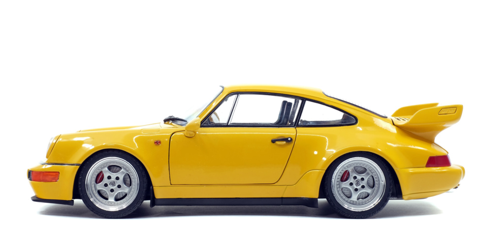 PORSCHE 964 3.8 RS JAUNE VITESSE 1990 - SOLIDO 1:18 SCALE DIECAST MODEL - Image 6